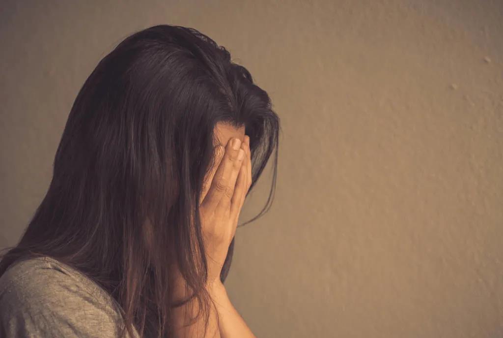 女孩子太自卑怎么办？专业指导在这里